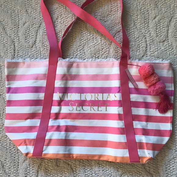 Victoria's Secret Handbags - 🔥Victoria’s Secret Tote Bag NEW W/T’s🔥